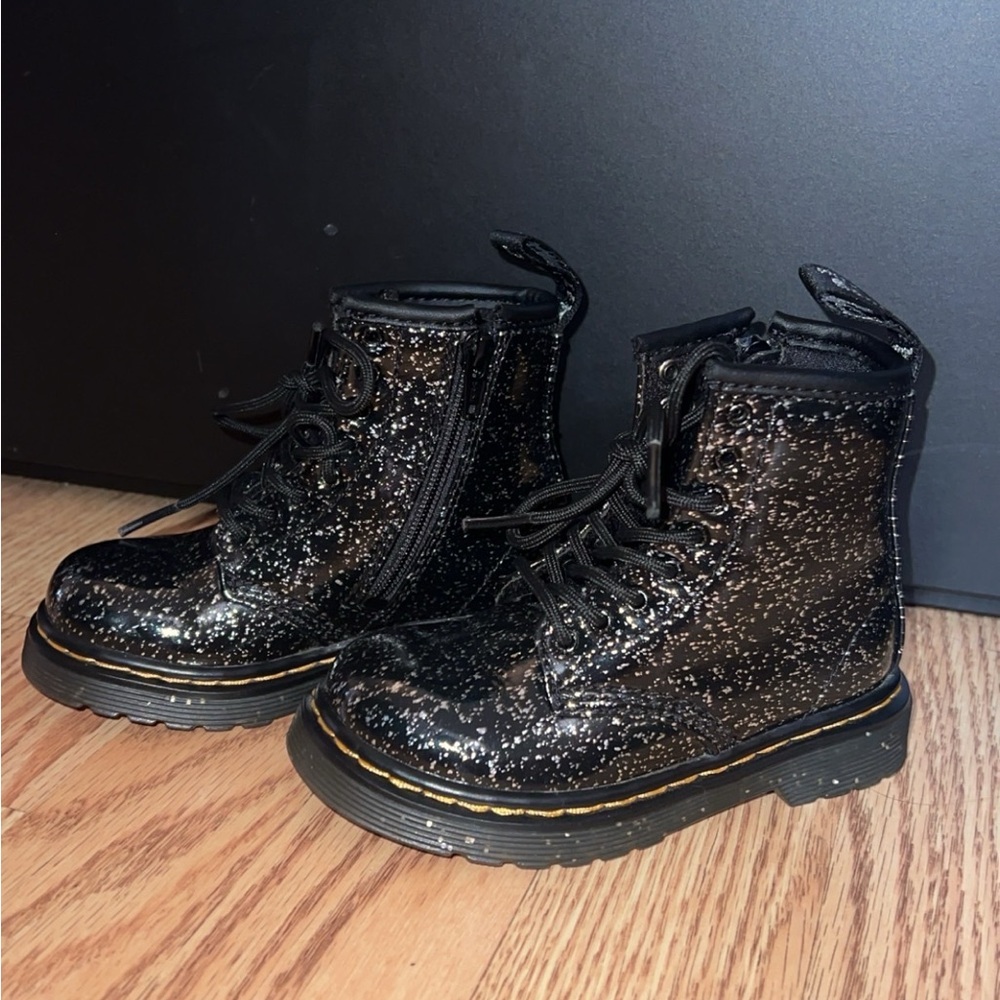 Doc Marten 7C boots toddler